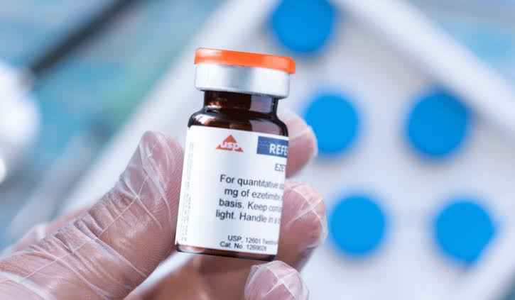 رفرنس استاندارد دارویی چیست و چرا در کنترل کیفیت اهمیت دارد؟